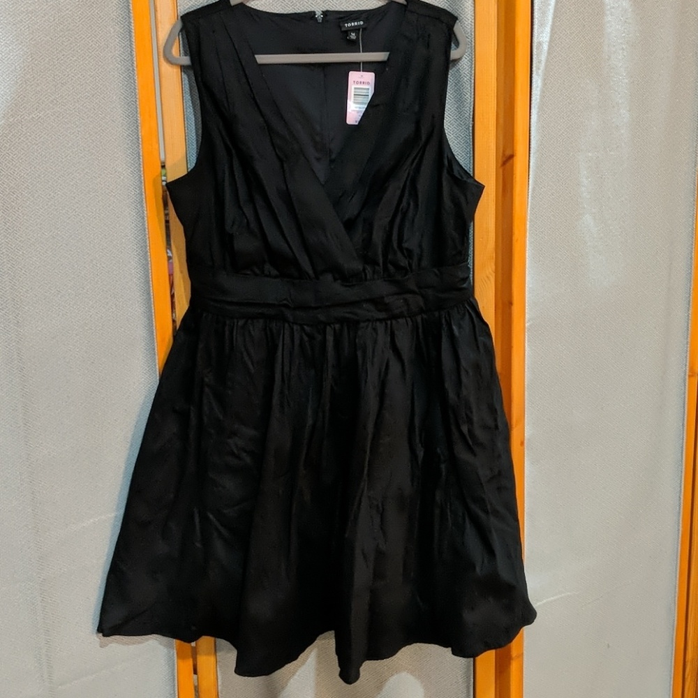 Balck Cotton Sateen Torrid Dress